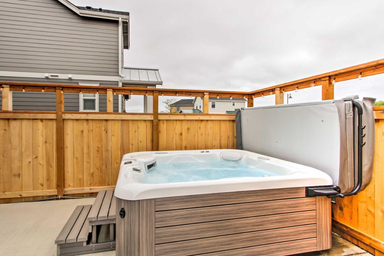 Ocean Shores House With Hot Tub - Walk To Beach Dış mekan fotoğraf